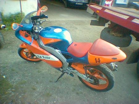 aprilia rs